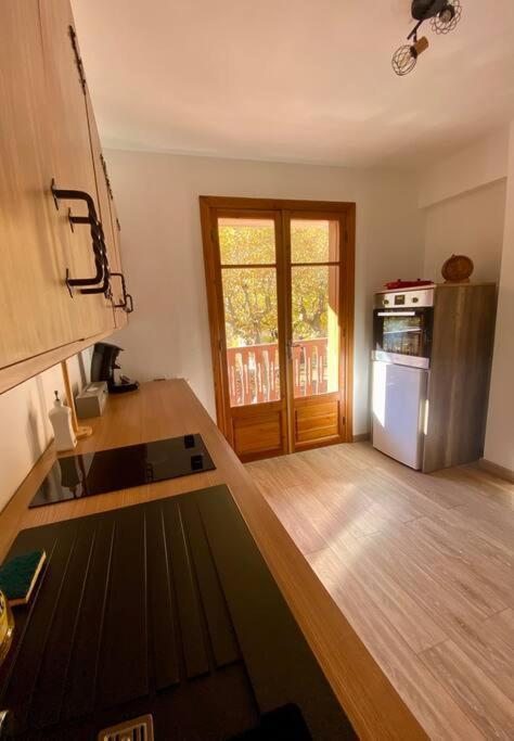 Charmant Appartement Renove Au Coeur Du Village Saint-Martin-Vésubie Esterno foto